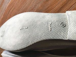 Bata Black Leather Shoes JHOOTI STYLE