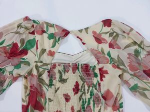 Multicolour Floral Sweetheart Neck Peplum Top