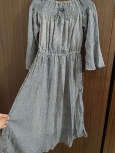 stretchable midi dress