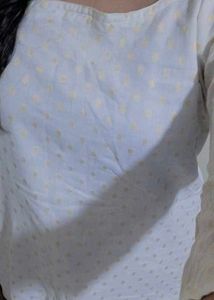 Kurti With Small Yellow Polka Dots