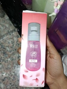 Glam Goddess Rose Makeup Fix Spray