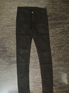 Black Jeans