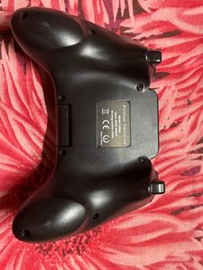 Live Tech Mobile Gaming Controller