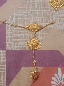 Ornate Gold Indian Bridal Jewelry Set