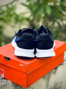 Nike Swift 3