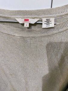 Levis Top