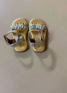 Girls Ethnic Sets and sandal