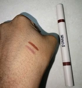 Swiss Beauty Craze Lipstick(Duo-lip color)