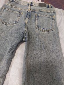 Light Washed Denim Blue Jeans