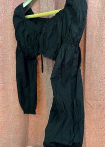 Black Long Sleeve Crop Top