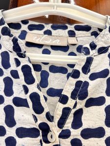 Printed Blue &amp; White Kurta