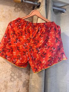 Red Floral Print Shorts- Waist- 30 Strechable