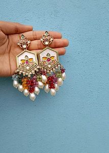 Butiful Multi Colour Earrings. Very Light Weight
