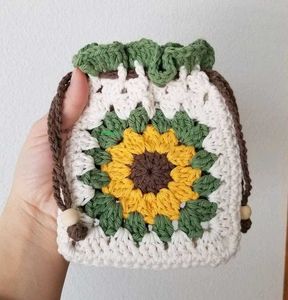 Crochet Sunflower Pouch