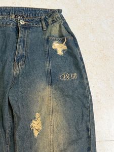 Distressed Wide Leg Jeans ( waist 28,30)