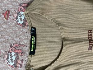 Burger bae Top In New Condition