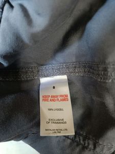 Women&#39;s Grey Cropped Cargos