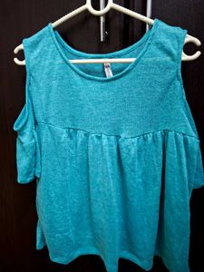 Summer Shoulder Cut Top