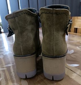 Olive Boots