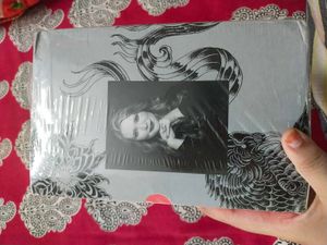 Sarah J Maas Book