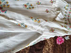 Floral Kurta Set With Organza Dupatta