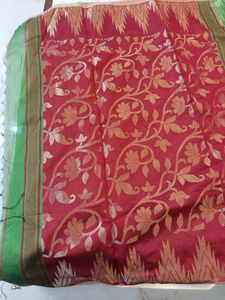 Green Taant Benarasi Saree With All Over Zari Work
