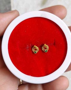 Gold Ring Type Studs