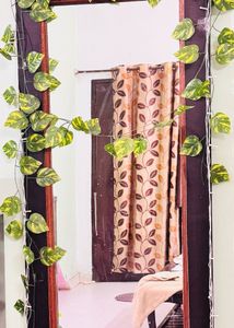 decorative green string with leave wings