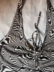 H&amp;m Short halterneck top