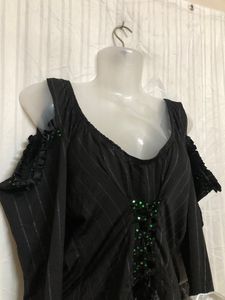 Rubies Black Cold Sleeve Top