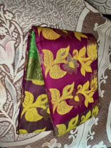 Maroon &amp; Gold Traditional Saree