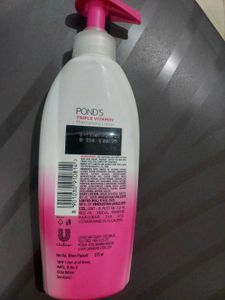 Pond's Triple Vitamin Lotion 275 ml