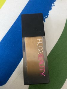 Huda Beauty Foundation
