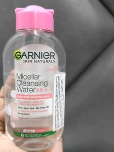 Garnier Micellar Cleansing Water