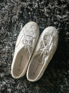 Floral White Shoes🌸 Sale 299