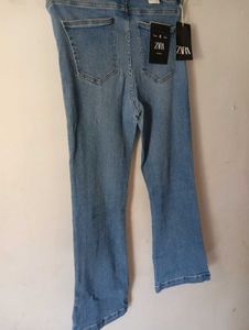Zara Light Wash Jeans (Bootcut)