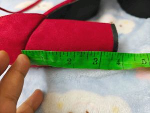 Red Velvet Pointed Heels 👠