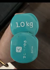 Decathlon dumbbell Set Of 1 Kg Each ..