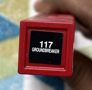 Maybelline Lipstick- shade 117 GROUNDBREAKER