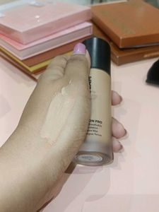 Sheglam Complexion Pro Matte Foundation - GOLDEN