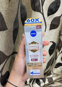 Nivea Luminous EvenGlow Day Cream