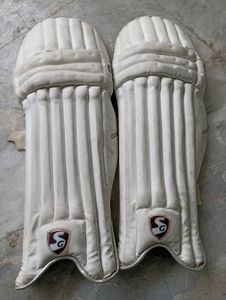 DIWALI CLEARANCE🪔Sg Batting Pads Big Size