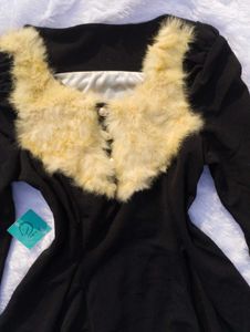 ❤️‍🔥Korean Black Dress w/ Fur Detail❤️‍🔥