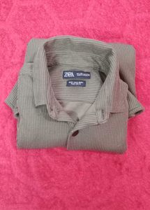 ZARA Corduroy Shirt - Stylish &amp; Versatile