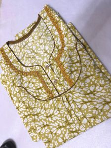 Vintage Floral Print Nighty