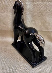 Home Center Black Horse Showpiece
