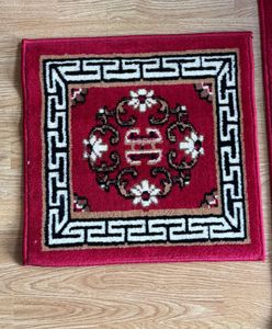 Red Rug Set
