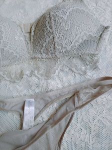 Lace Bra &amp; Panty Set