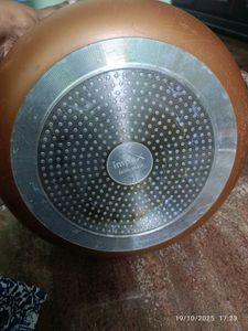 7litre non stick kadai Cooking Utensil