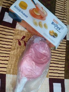 2 In 1 Puri And Gujiya Maker